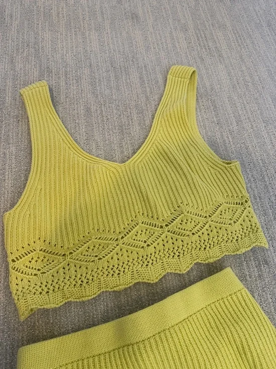 Worn once pale yellow matching crochet set - tank and skirt - Picture 2 of 6